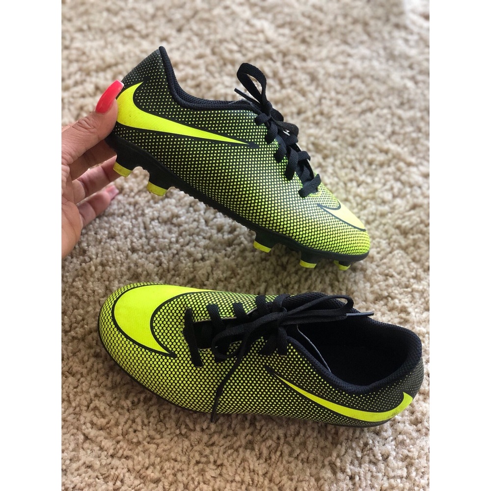 Kids Soccer Cleats (Unisex)